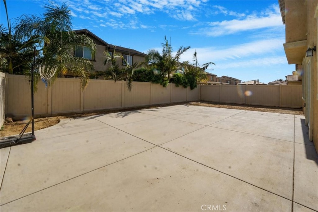 11086 Green Meadows Lane