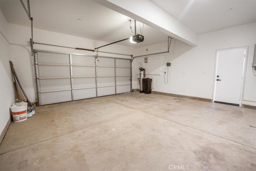 11086 Green Meadows Lane