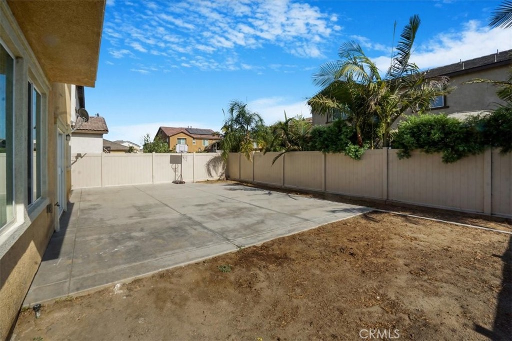 11086 Green Meadows Lane