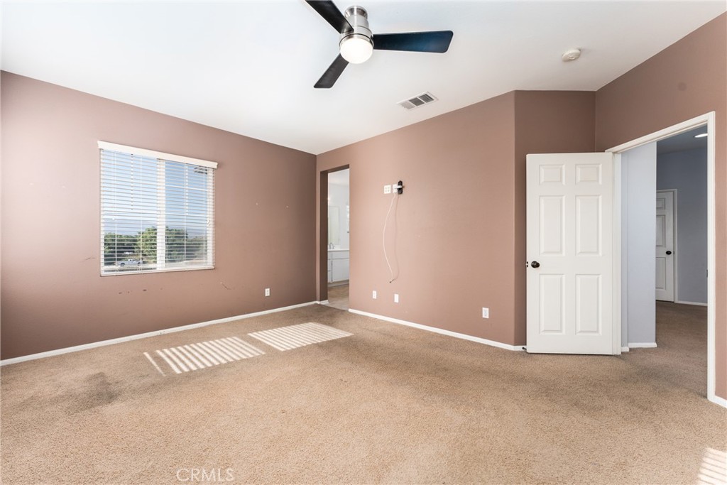 16085 Begonia Avenue