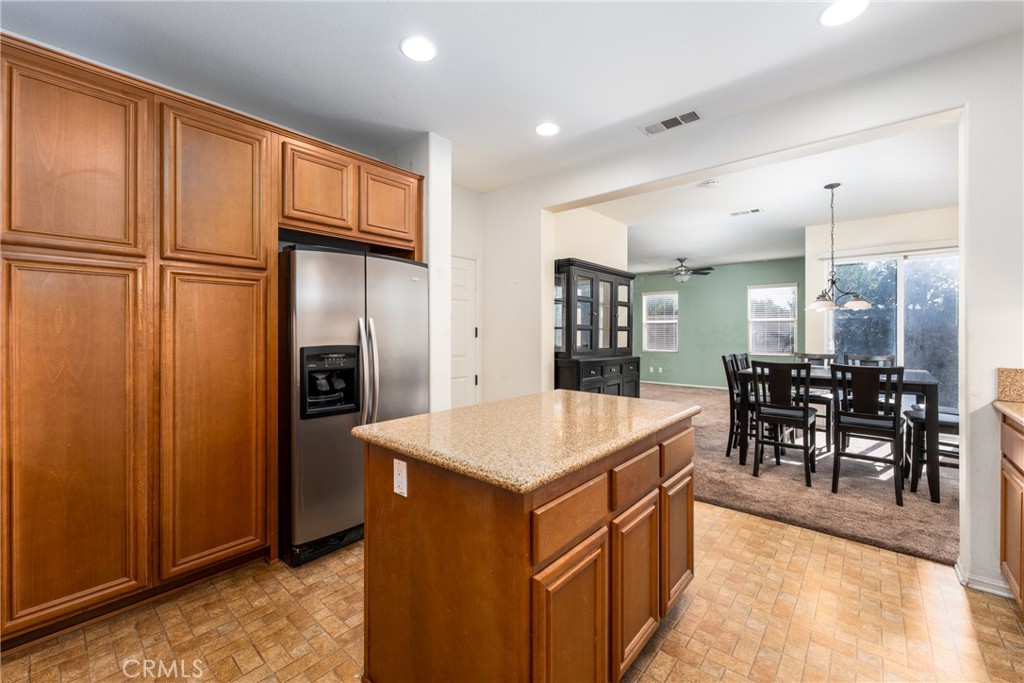 16085 Begonia Avenue