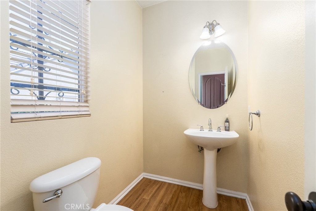 16085 Begonia Avenue