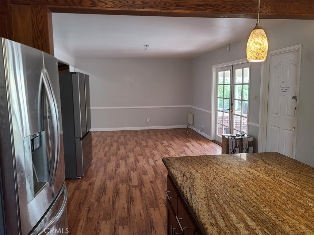 478 N Stephora Avenue