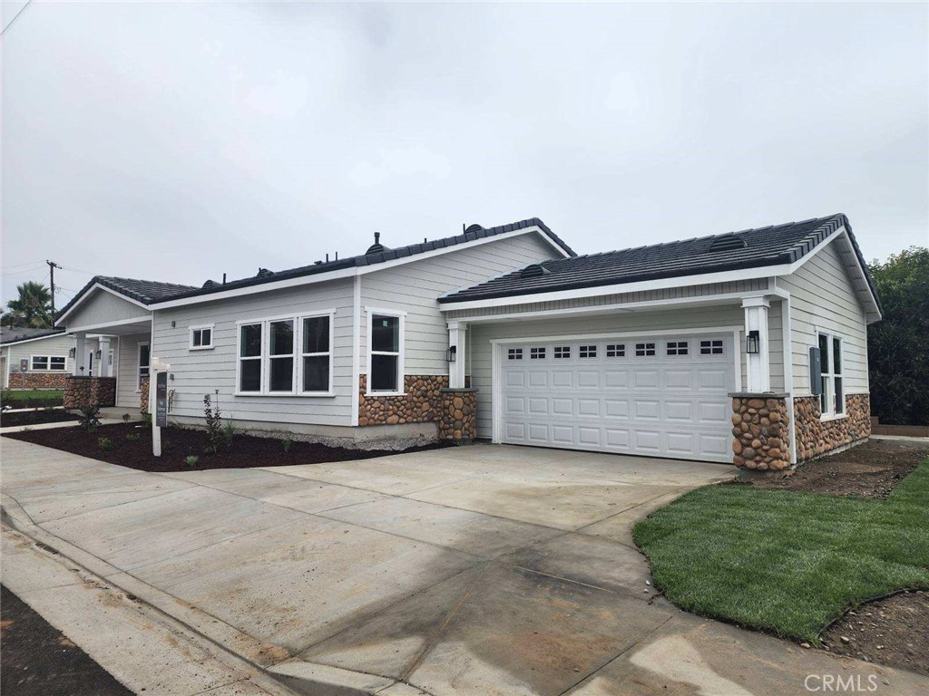8249 Red Hill Country Club Rd