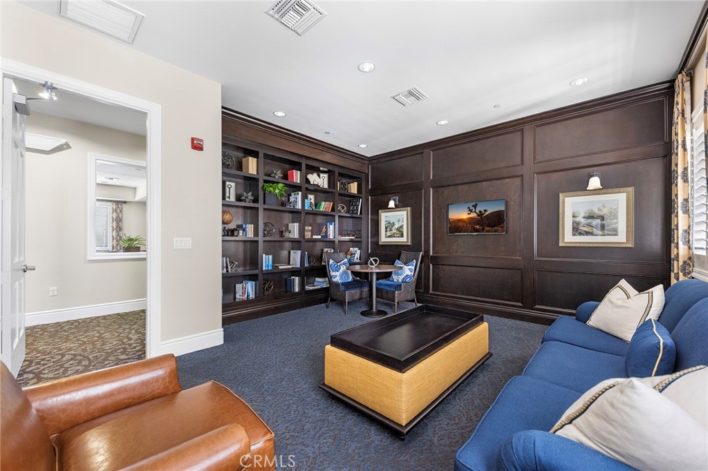 5083 S Centennial Cir