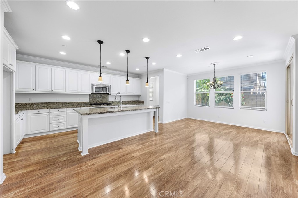 5083 S Centennial Cir