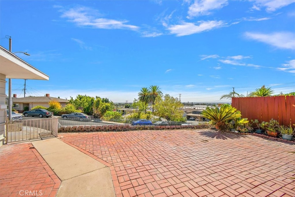 2021 S Sunrise Drive