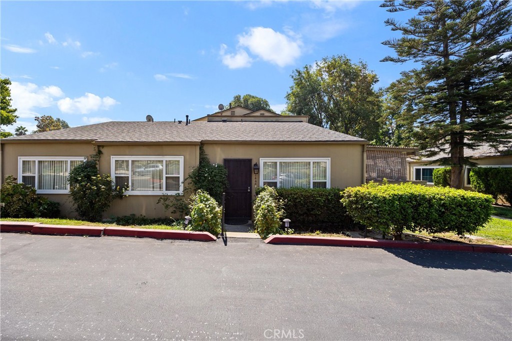 1448 W Badillo Street 114