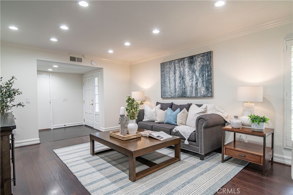 820 S Calvados Avenue