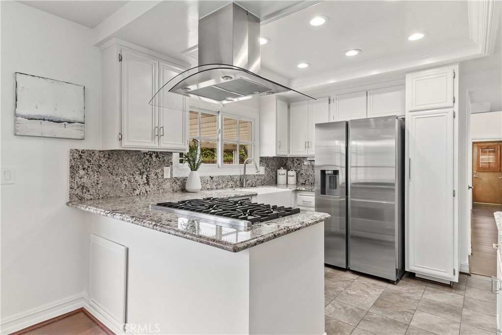 820 S Calvados Avenue