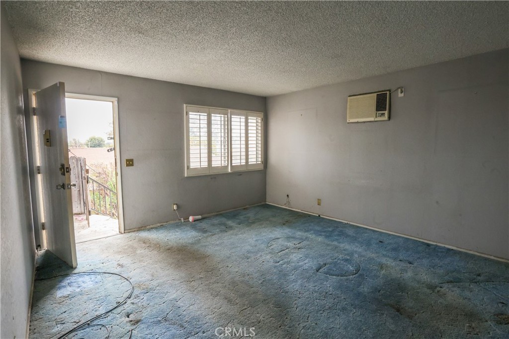8339 Whitmore Street