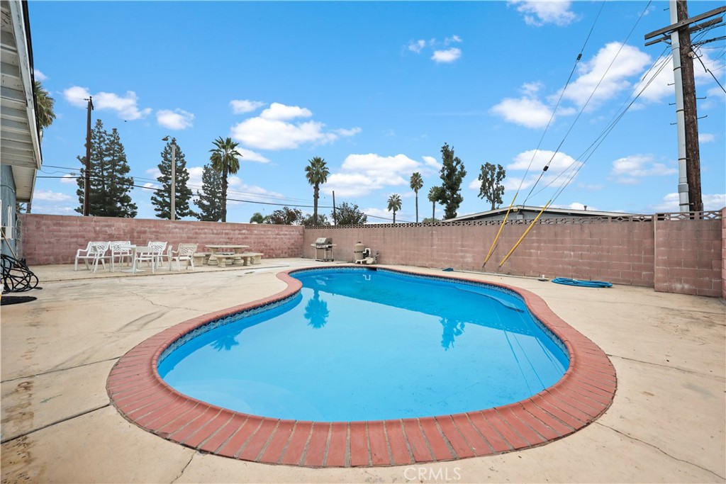 1736 E Princeton Street