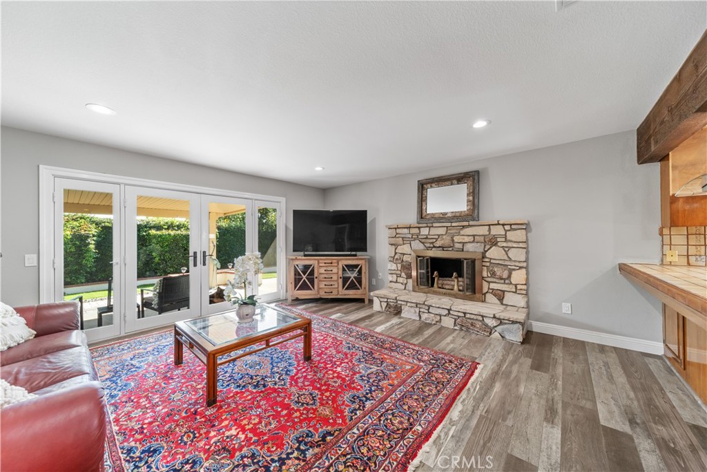 638 E Northridge Avenue