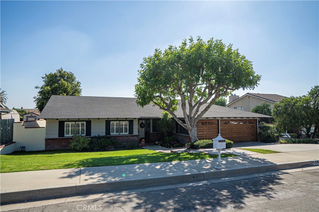 638 E Northridge Avenue