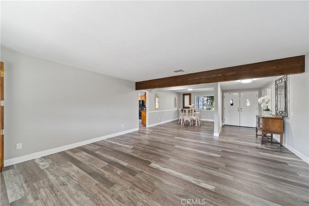 638 E Northridge Avenue