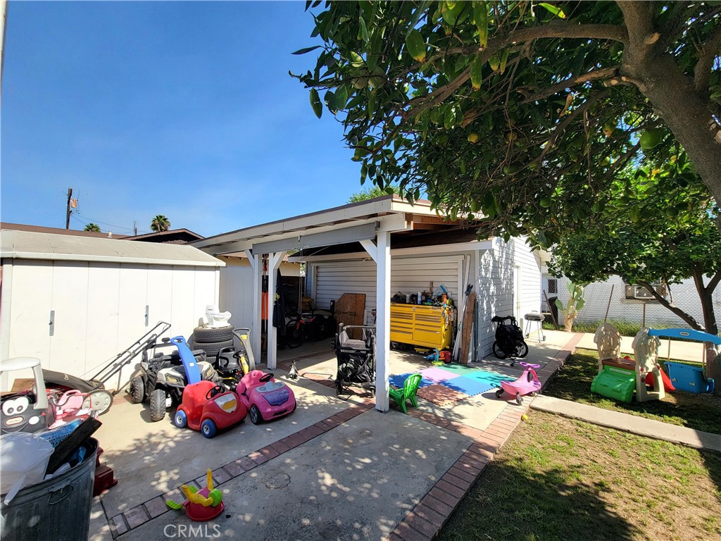 11731 Lower Azusa Road