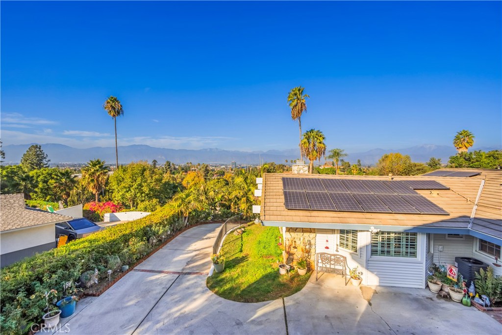 3062 E Los Cerillos Drive