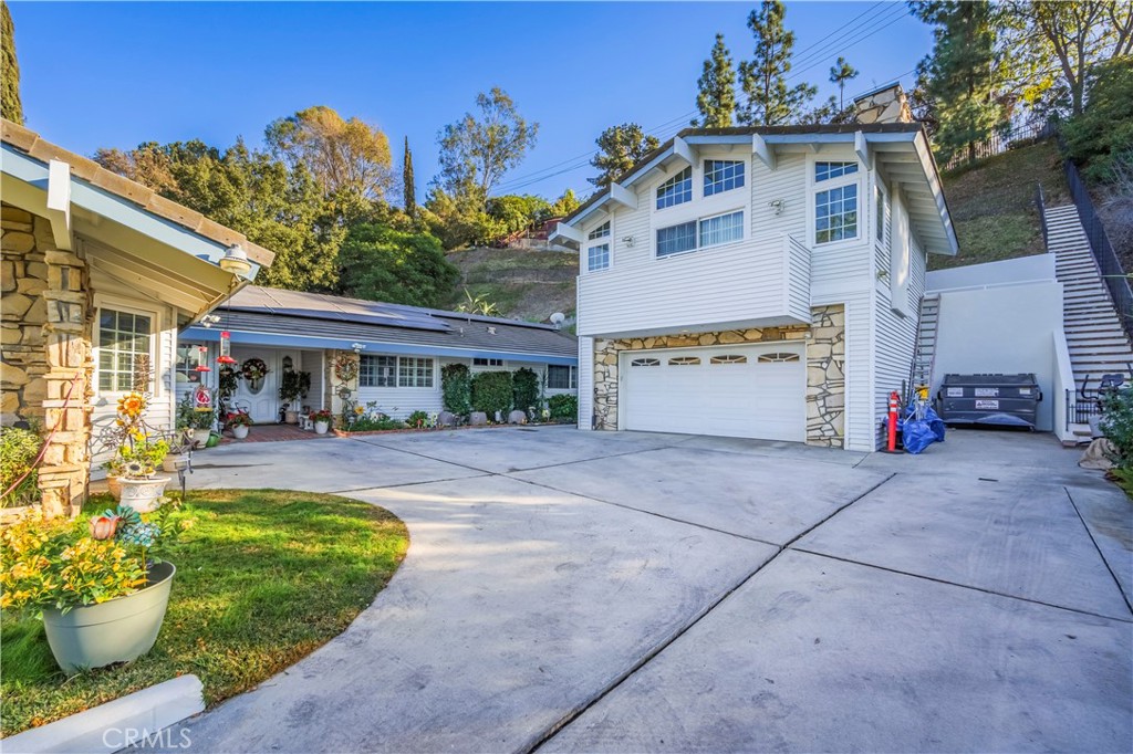 3062 E Los Cerillos Drive