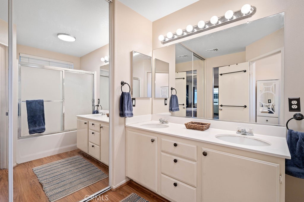 7355 Washington Place