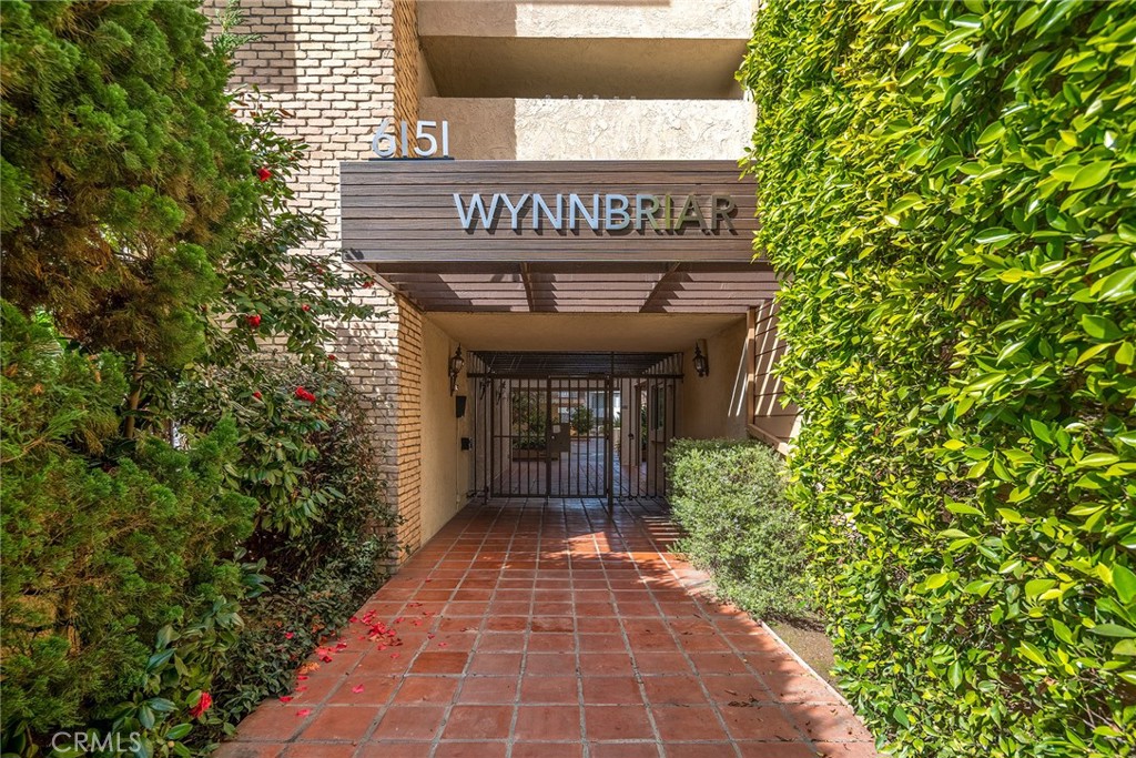 6151 Canterbury Drive 307