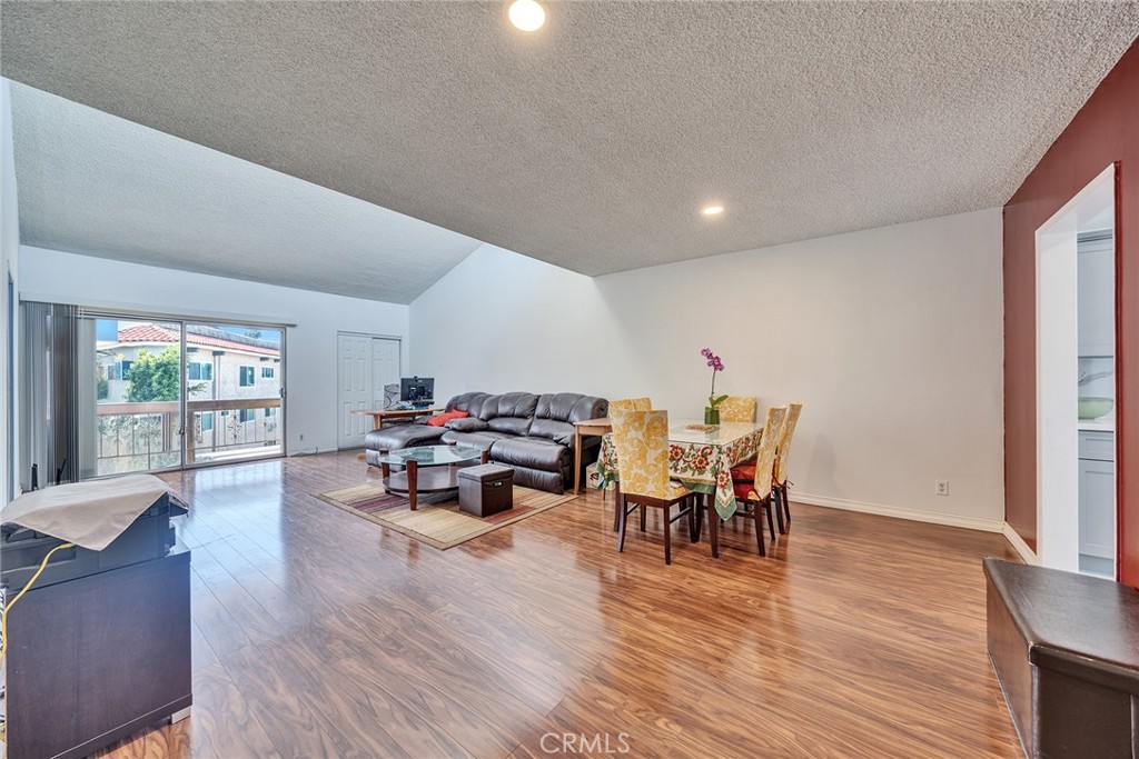 6151 Canterbury Drive 307