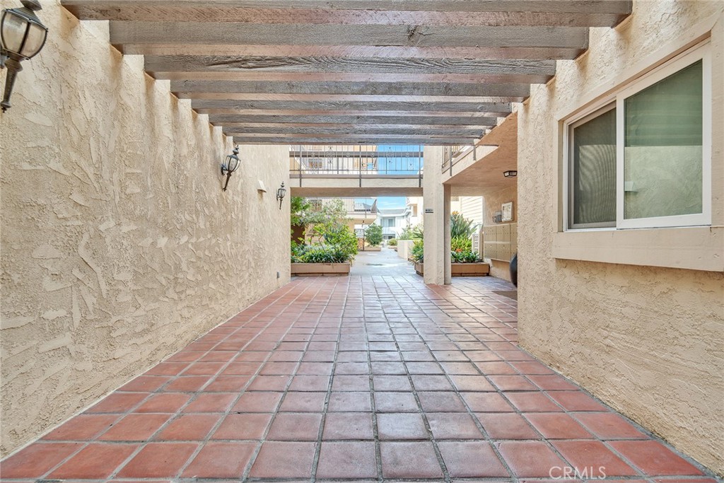 6151 Canterbury Drive 307