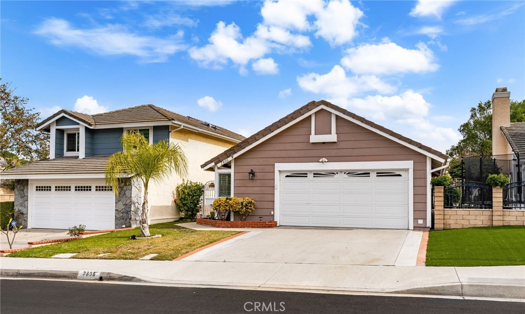 2806 Eaglecrest Place