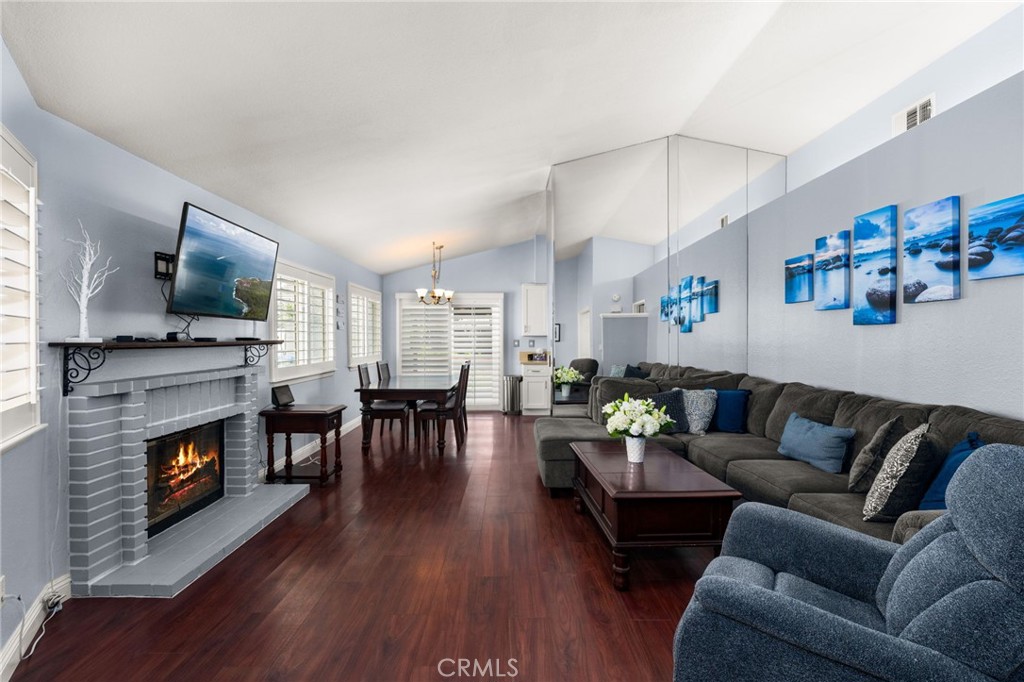 2806 Eaglecrest Place