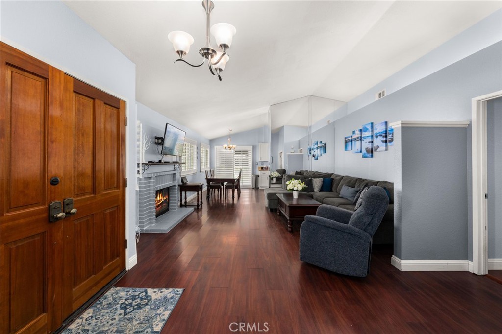 2806 Eaglecrest Place