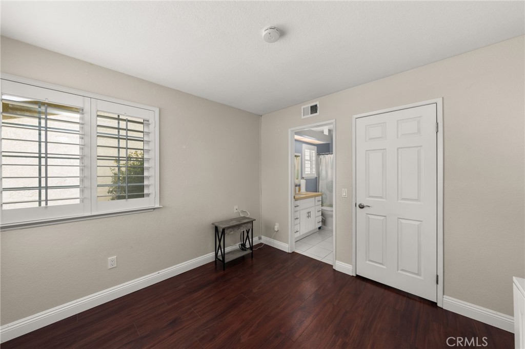 2806 Eaglecrest Place