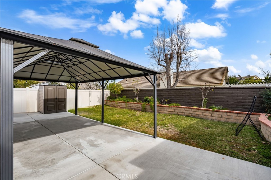 2806 Eaglecrest Place