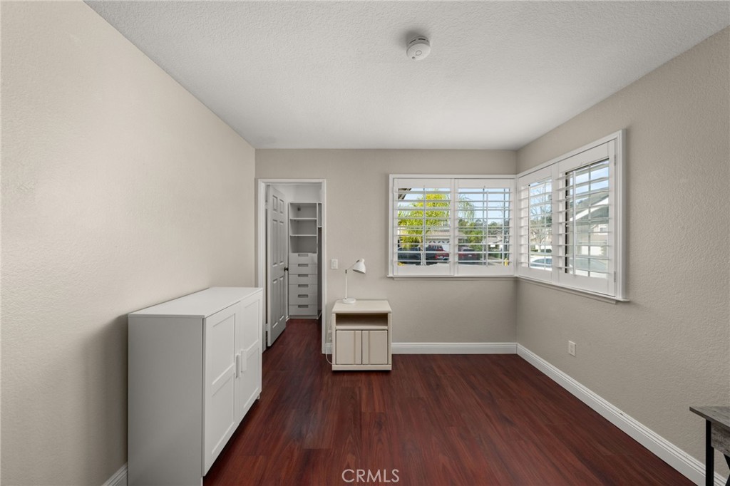 2806 Eaglecrest Place