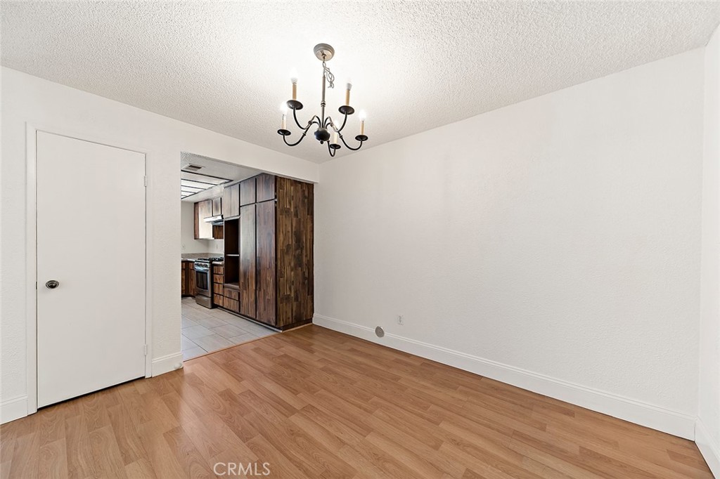 750 E 5th Street 33