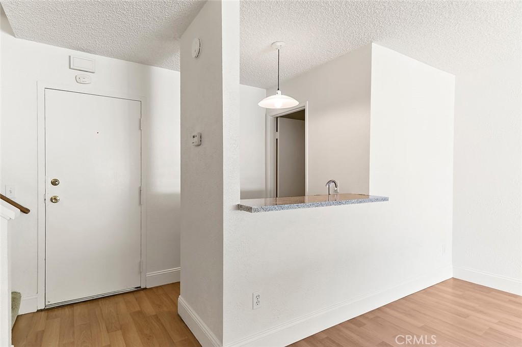 750 E 5th Street 33