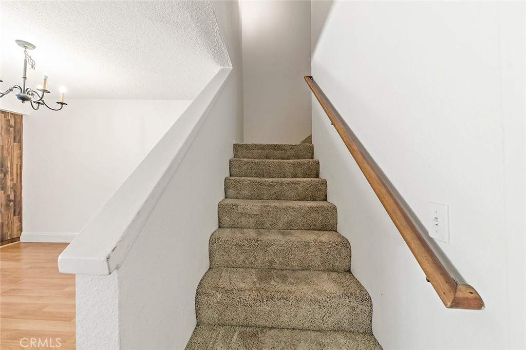 750 E 5th Street 33