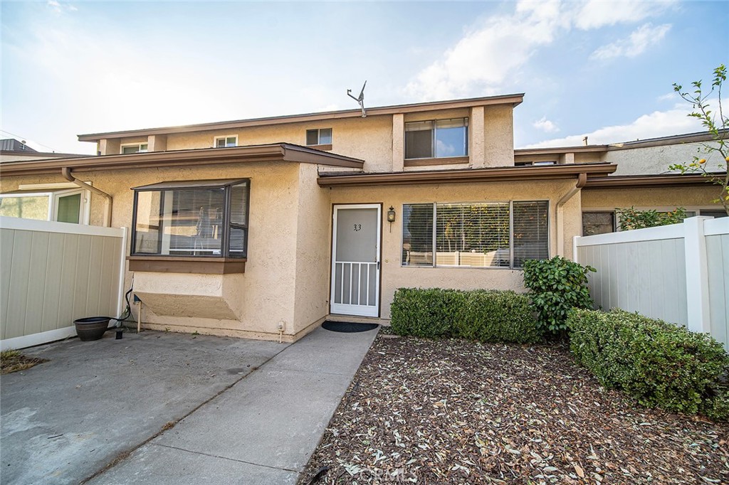 750 E 5th Street 33