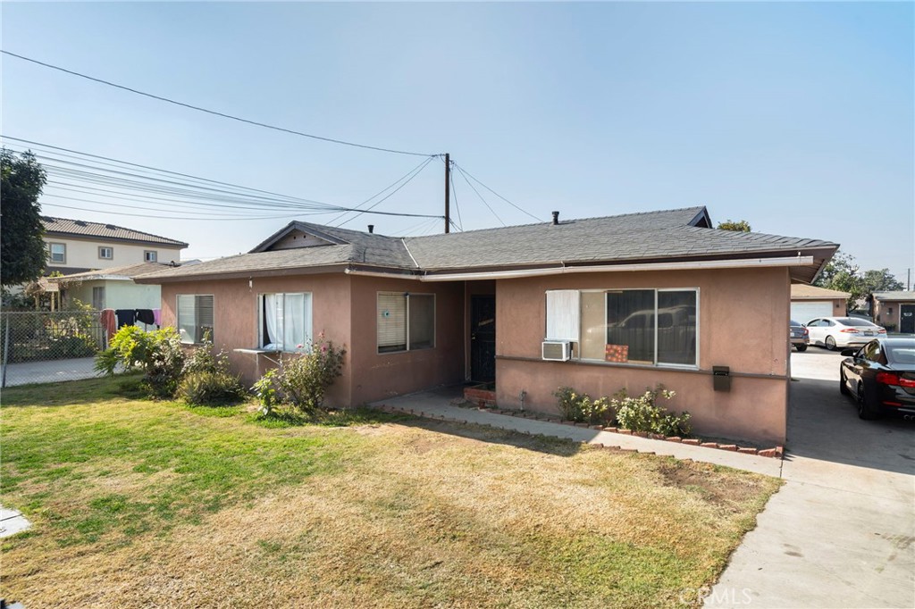 2463 Tamora Avenue