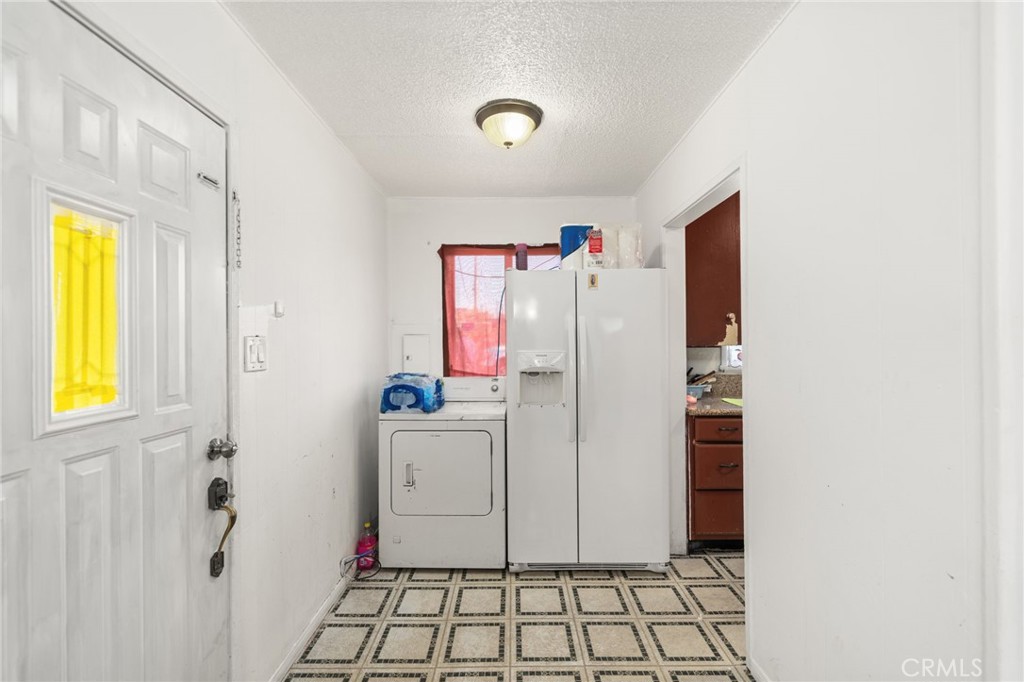 2467 Tamora Avenue