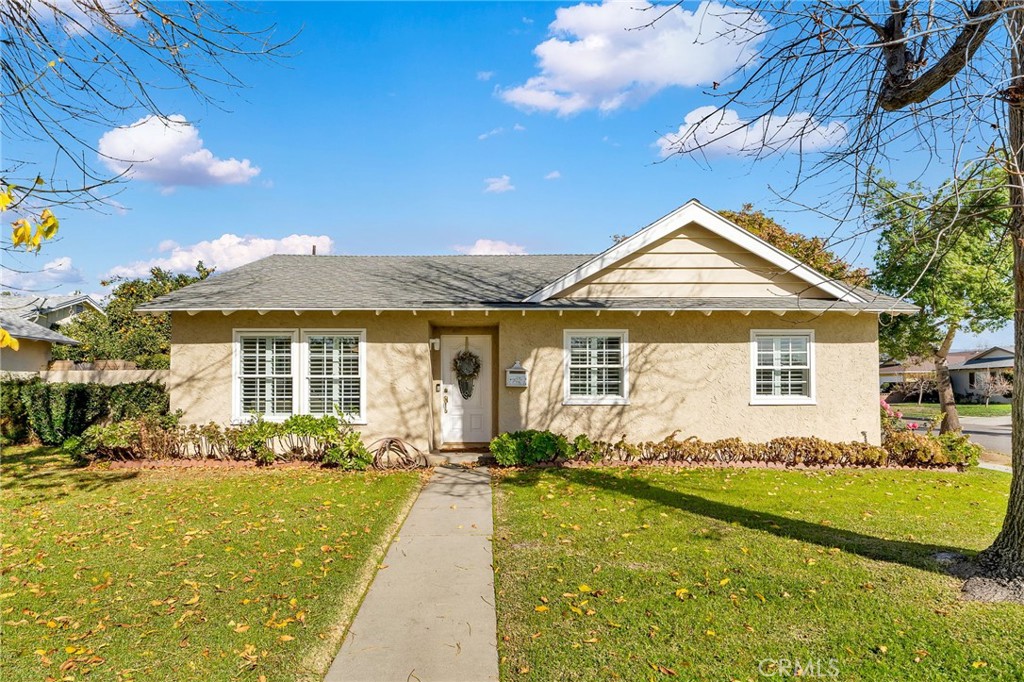 1215 W Delvale Street