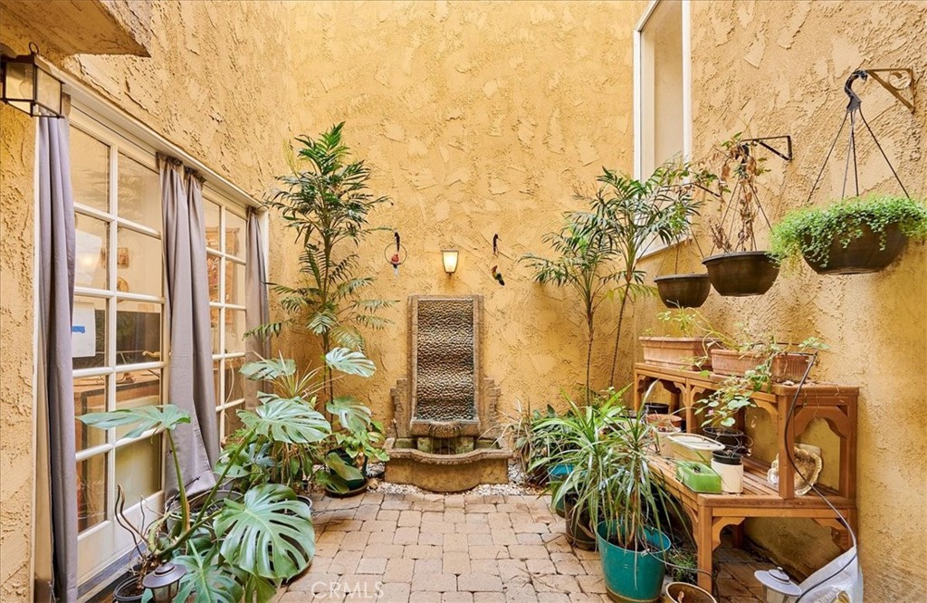 1319 Greenvale Circle