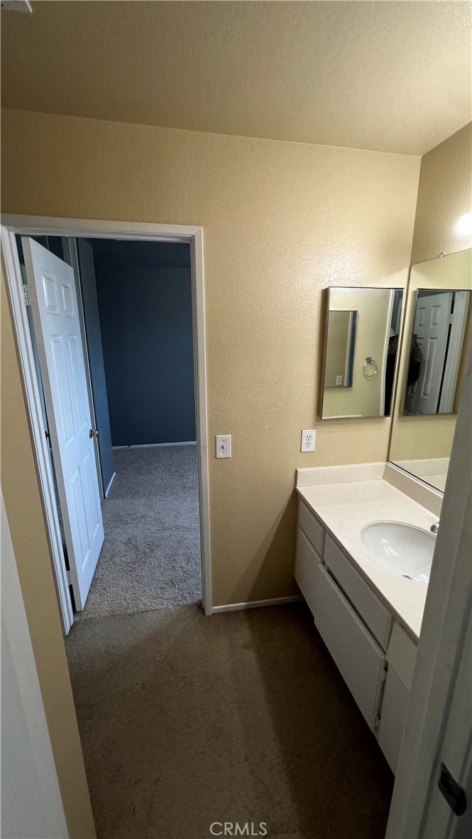 5440 Blue Springs Cir