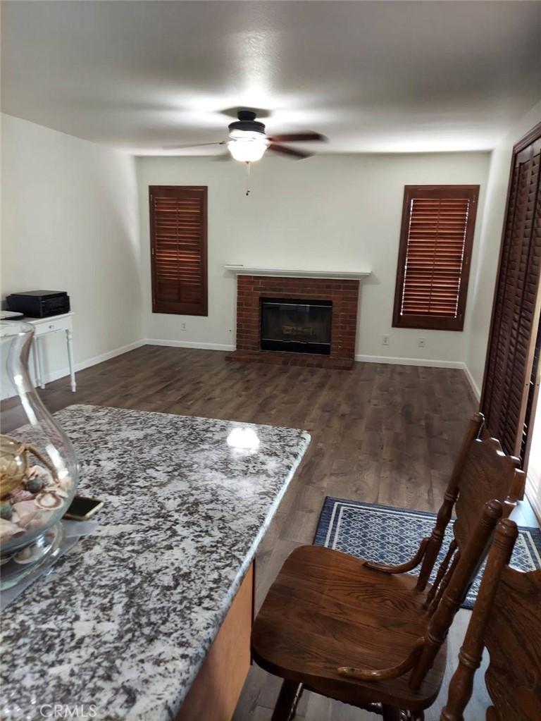 5440 Blue Springs Cir