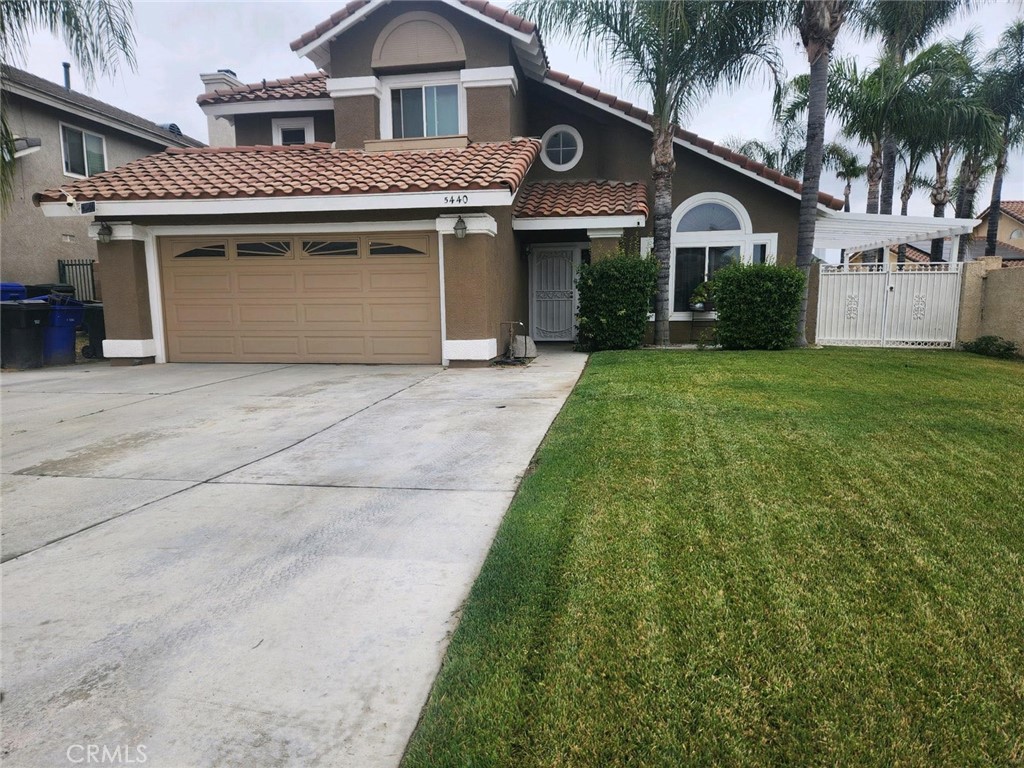 5440 Blue Springs Cir