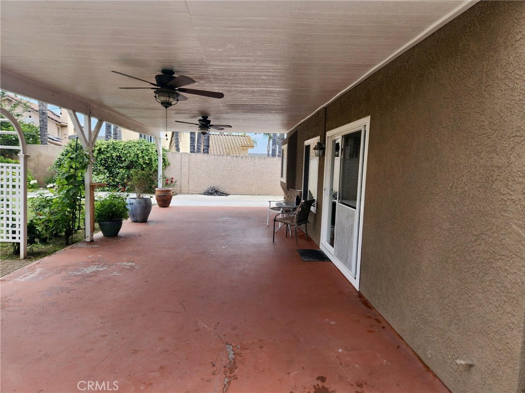 5440 Blue Springs Cir