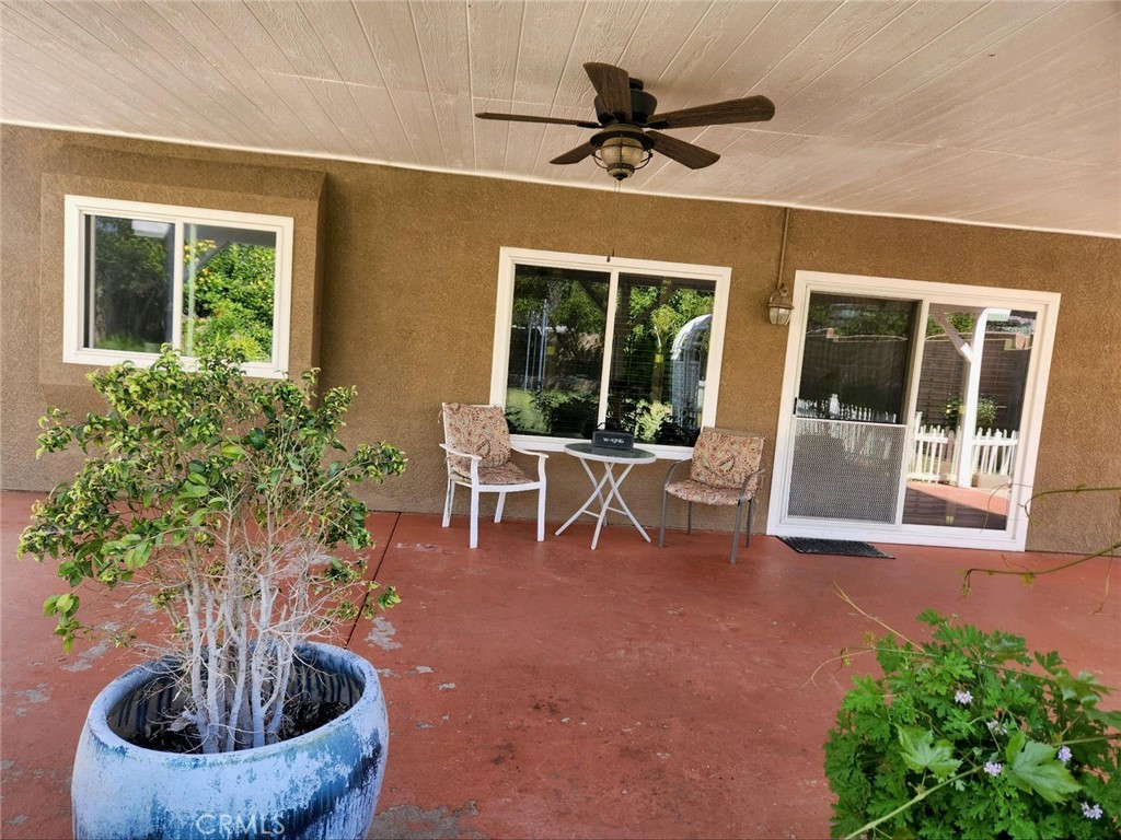 5440 Blue Springs Cir