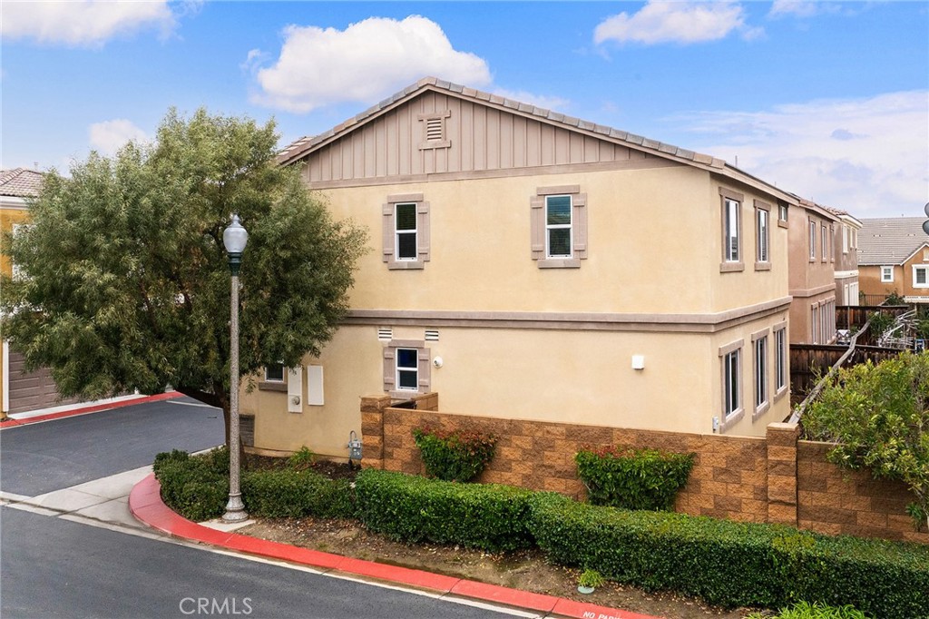 866 Christian Court