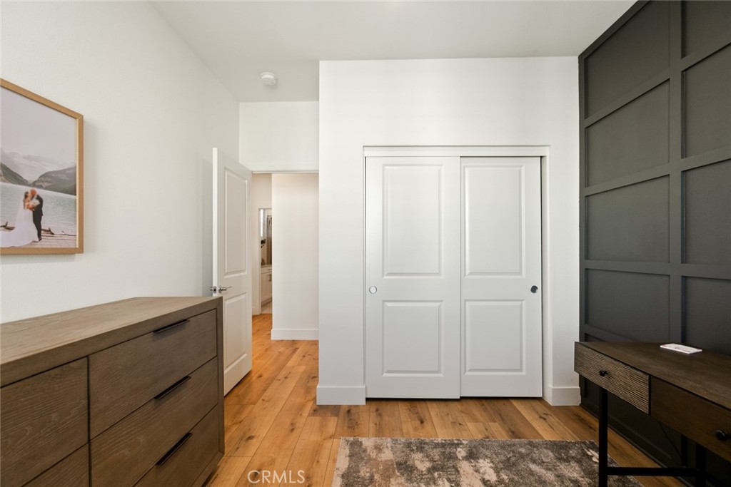 3657 E Eames Street