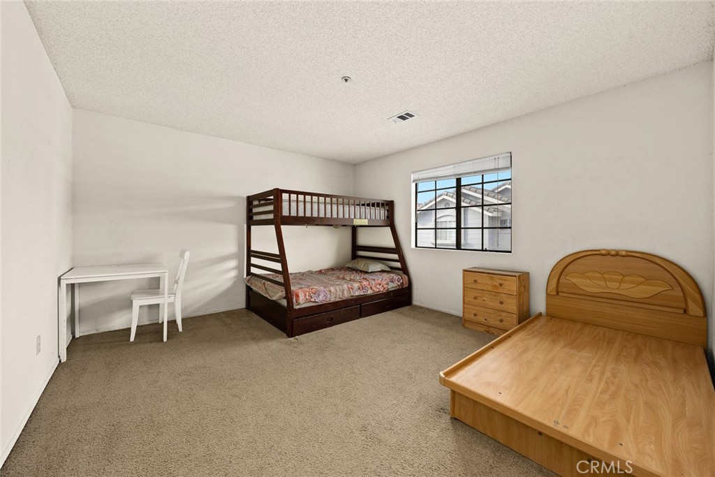 2806 Consol Avenue