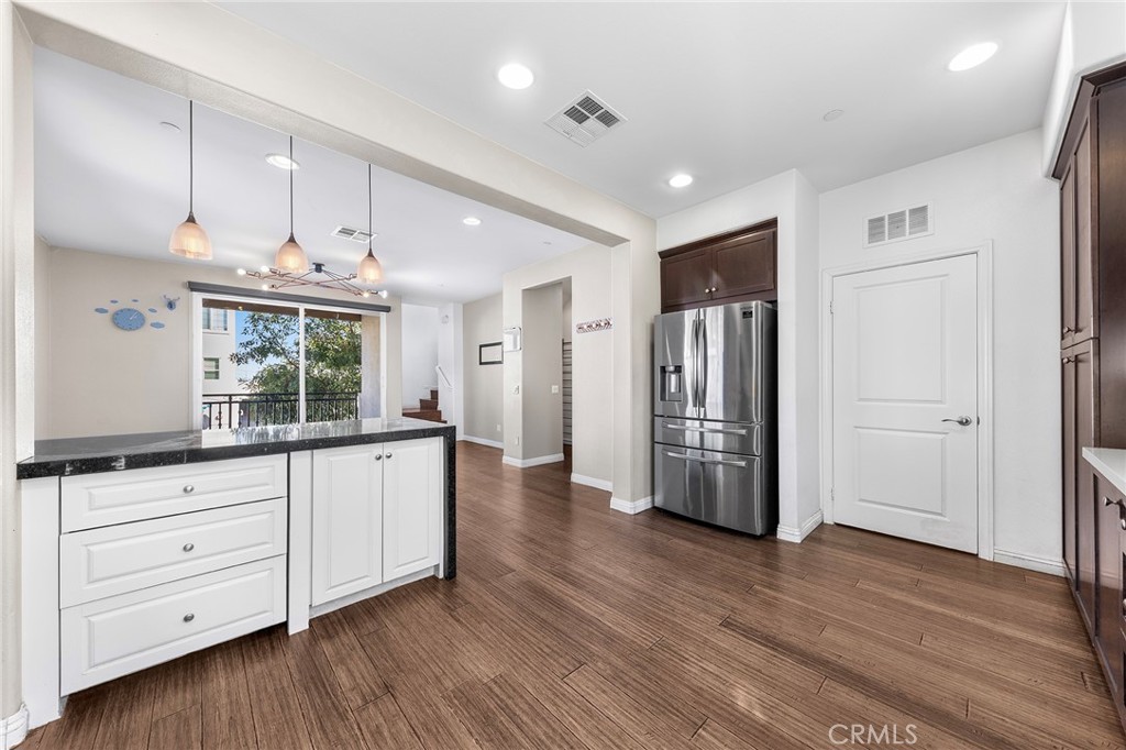 158 Macintosh Way