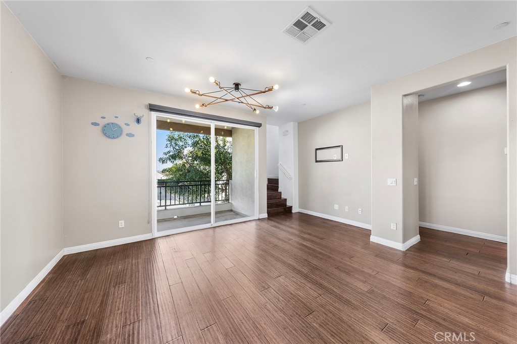158 Macintosh Way